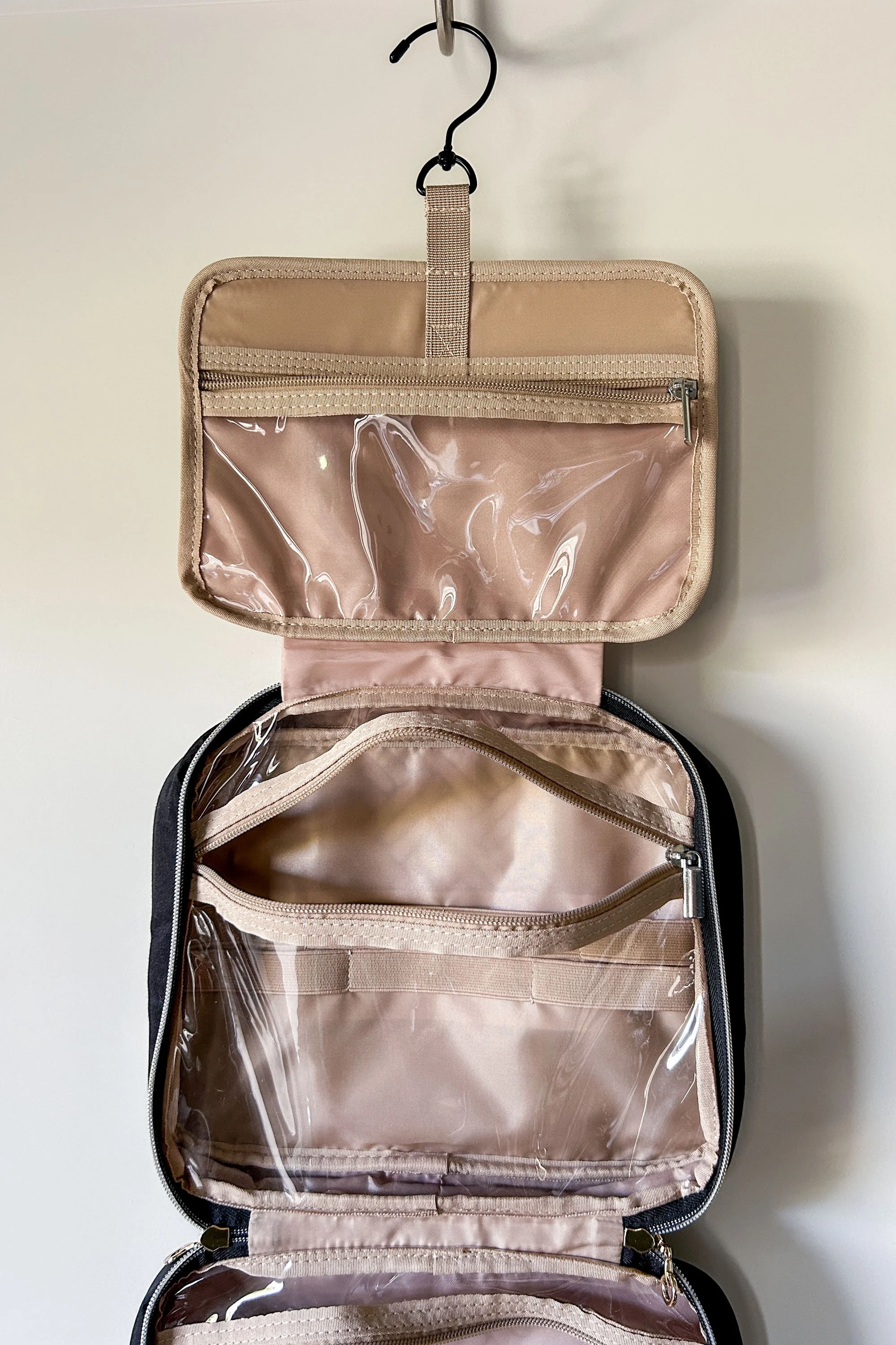 The Best Black Toiletry Bag for Travel from Amazon